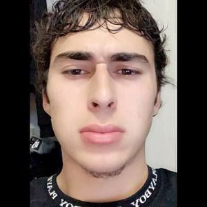 Meet your Posher, Ãlëx